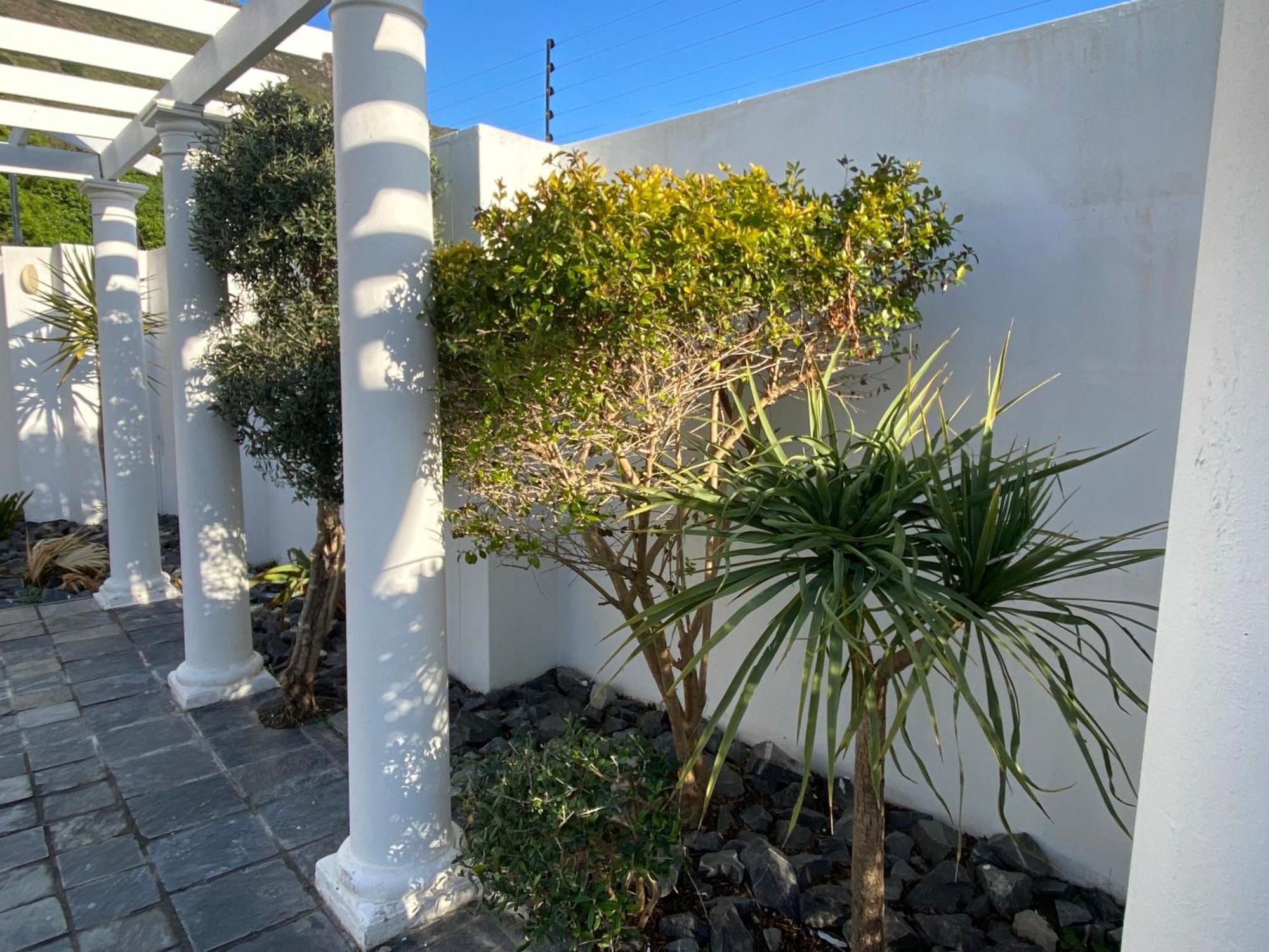 Bed And Breakfast Villa Livadia ケープタウン エクステリア 写真