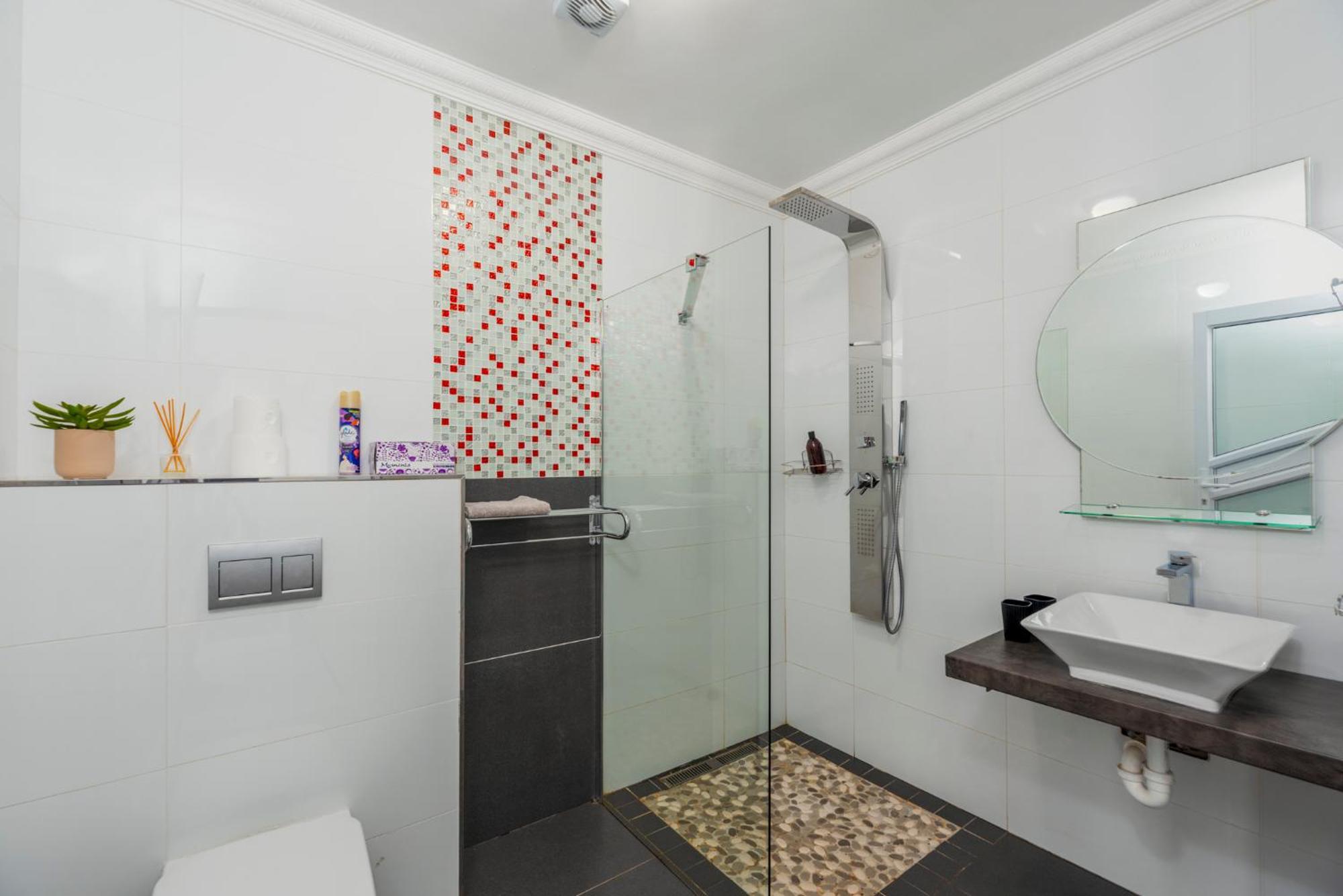 Bed And Breakfast Villa Livadia ケープタウン エクステリア 写真