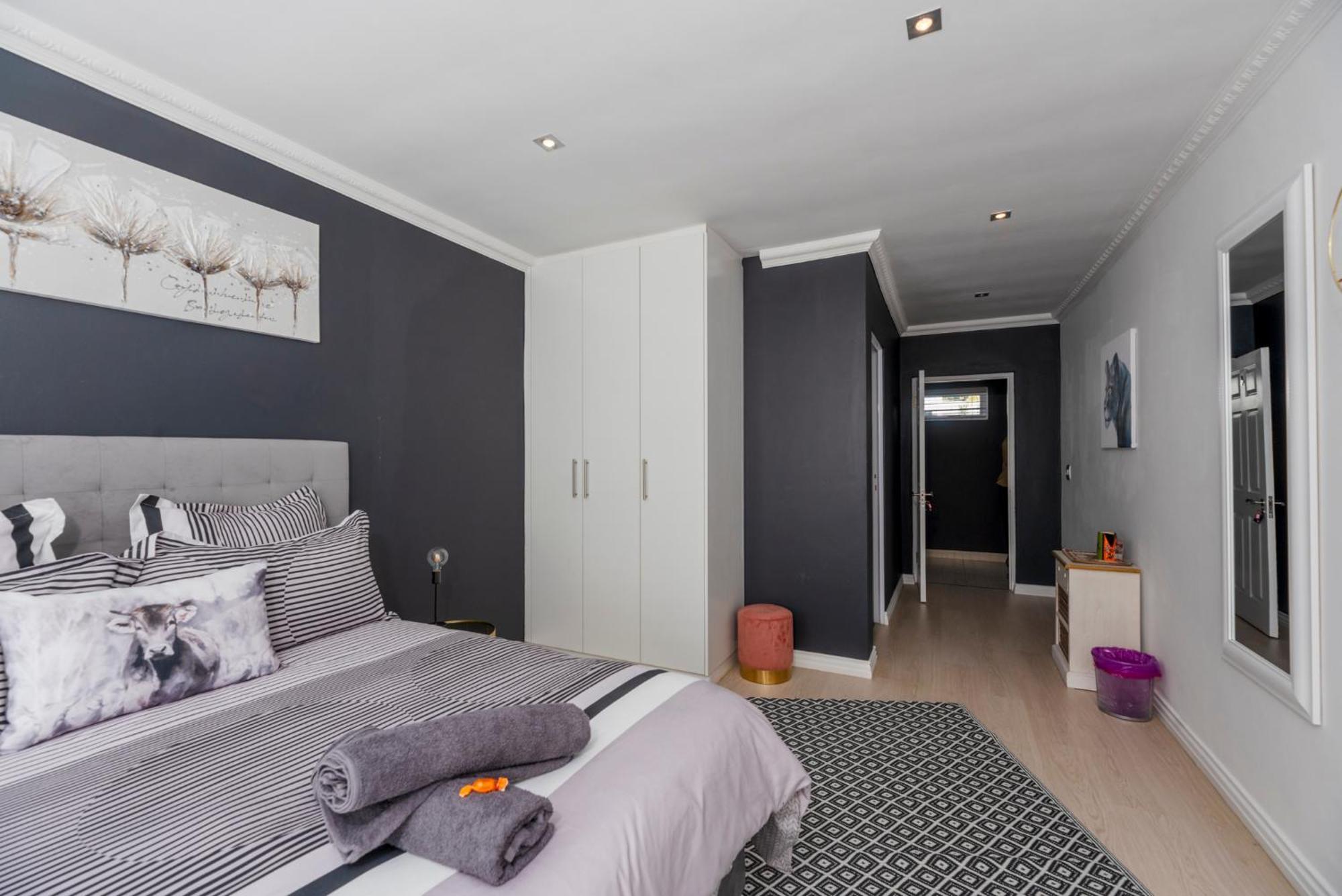 Bed And Breakfast Villa Livadia ケープタウン エクステリア 写真